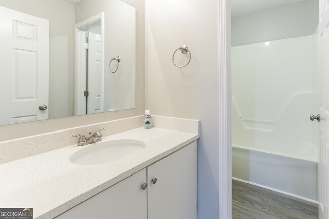 Building Photo - 4258 Ward Bluff Dr