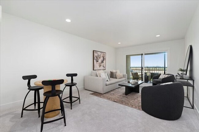 Building Photo - Brand new home stunning Valor Estates in Kuna