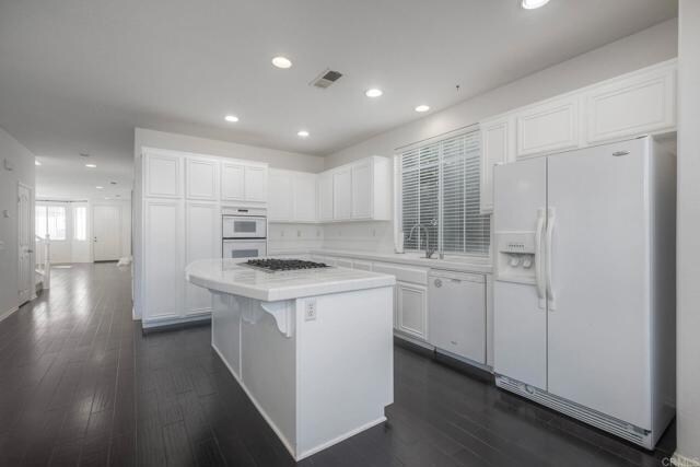 Building Photo - 116 Breakwater Rd