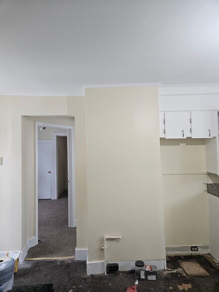 Building Photo - 71 N Genesee St