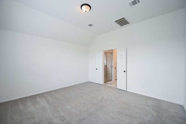 Building Photo - 29331 Mesquite Oaks Dr