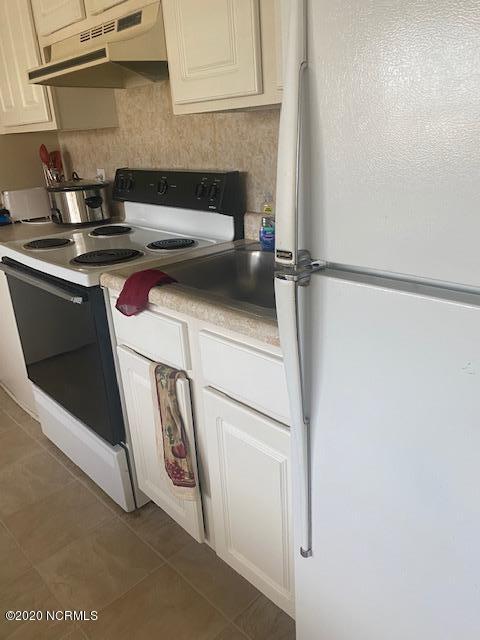 Building Photo - 458 Racine Dr