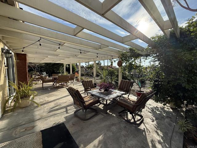 Building Photo - 3439 Lakewood St