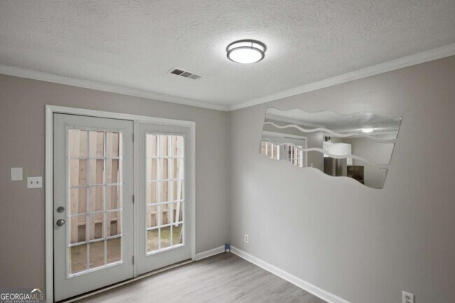 Building Photo - 218 Mill Creek Pl