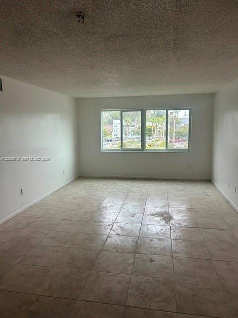 Building Photo - 14850 Naranja Lakes Blvd