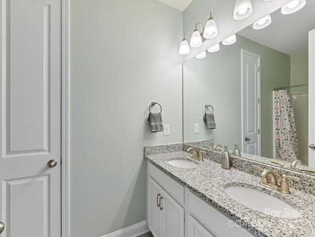 Building Photo - 9528 Horsebit Ln