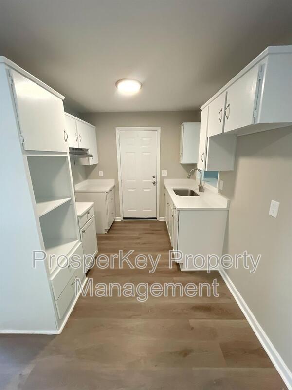Building Photo - 941 Belvedere Dr