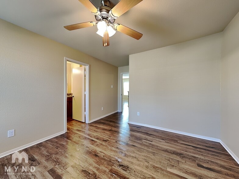 Building Photo - 6609 Ridgemist Ln