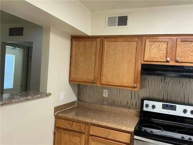 Building Photo - 4108 B St