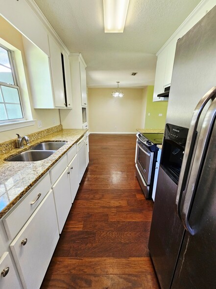 Building Photo - 206 Paulk Rd