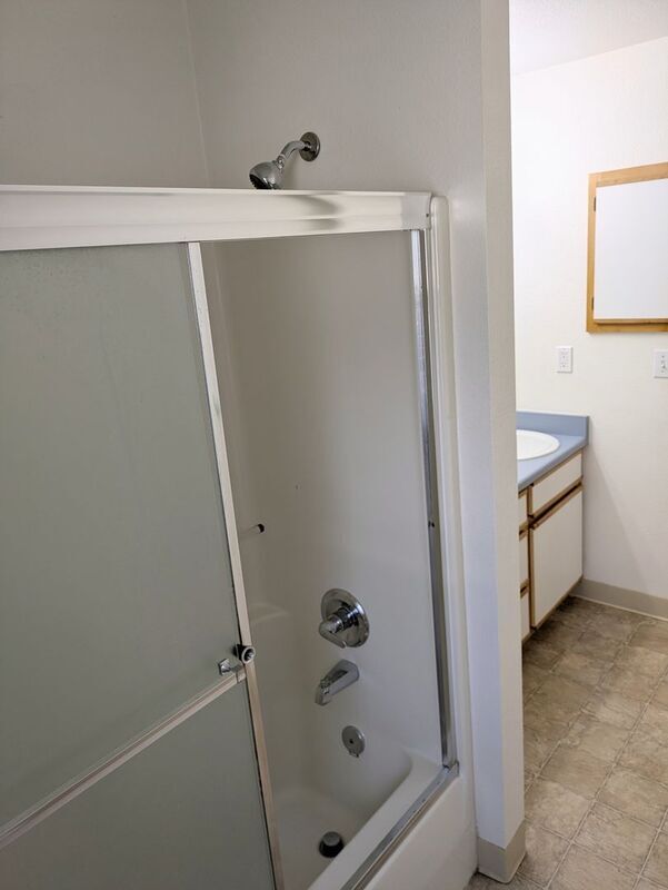 Building Photo - 17985 SW 115th Ave