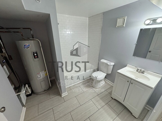 Building Photo - 5448 Springfield Ave