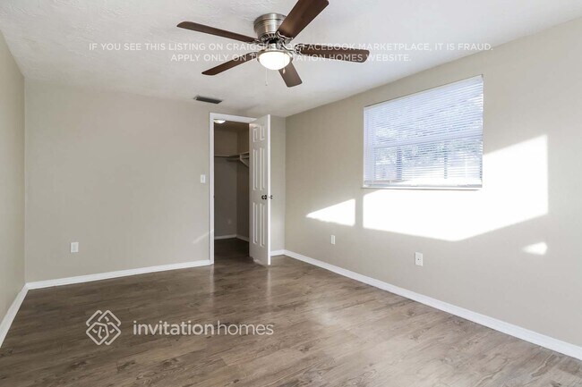 Building Photo - 3309 Seffner Dr