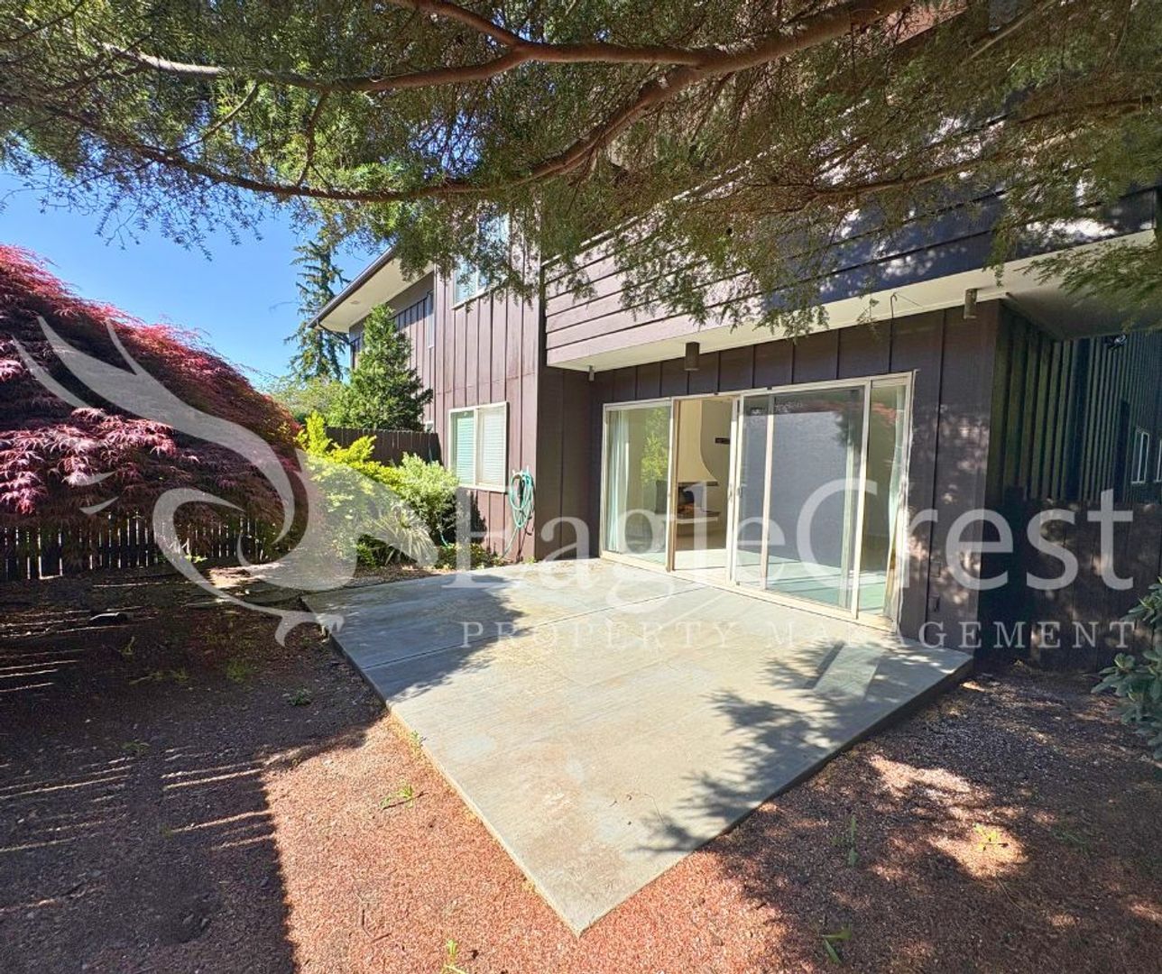 Building Photo - Convenient 3 Bedroom 2 Bathroom Condo Living With POOL Access