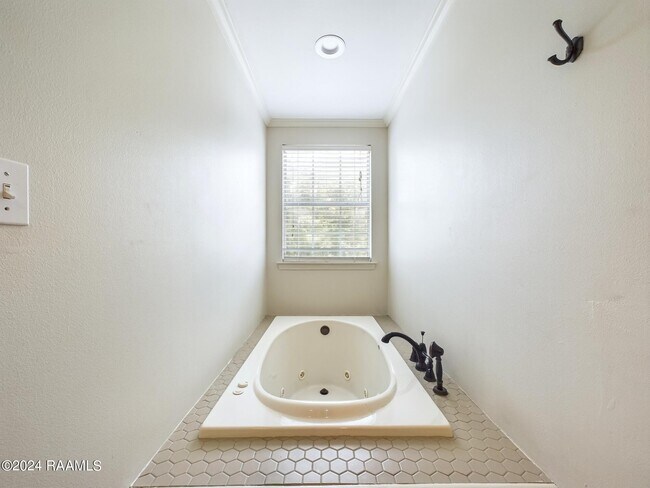 Building Photo - 68335 Taulla Dr