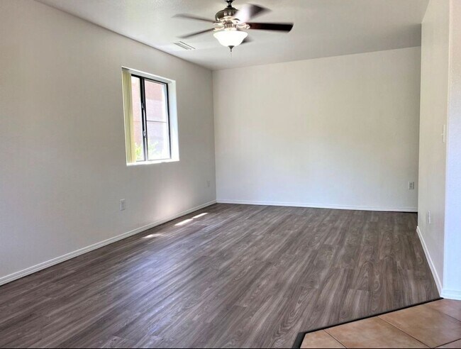 Building Photo - 2 Bedroom, 2 Bathroom Condo for Rent Near Downtown Prescott!