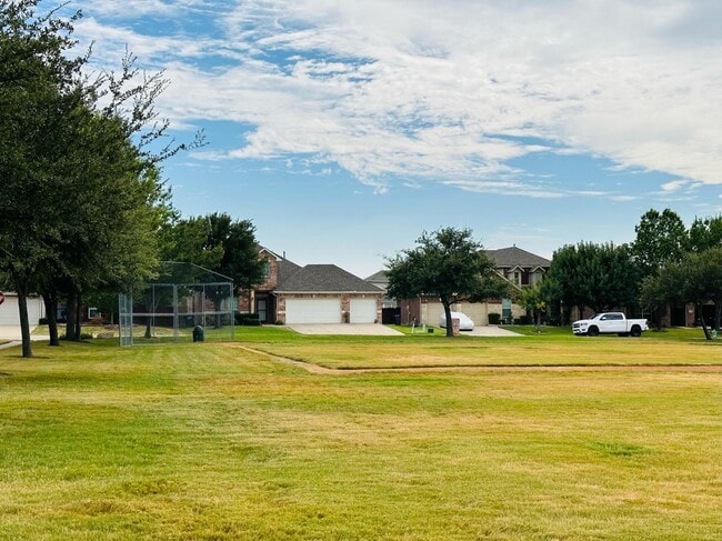 Building Photo - 2448 Elm Valley Dr