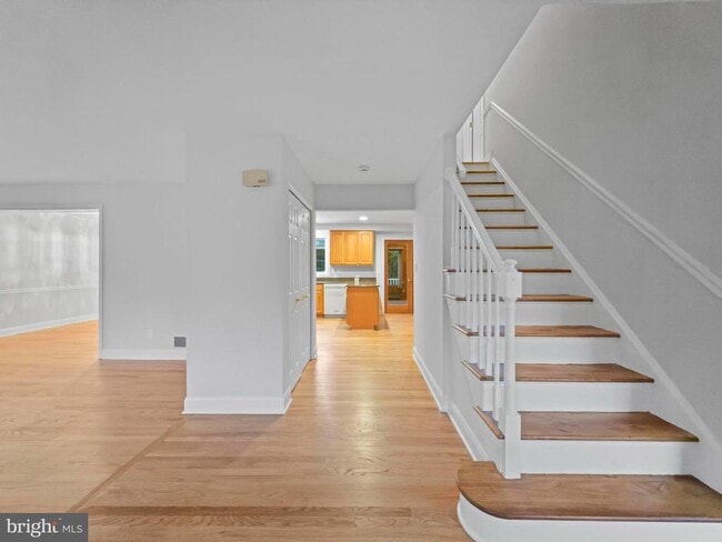 Building Photo - 10034 Chatelaine Cir