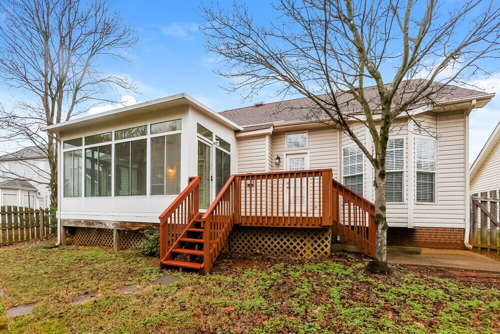 Building Photo - 5719 Falls Ridge Ln