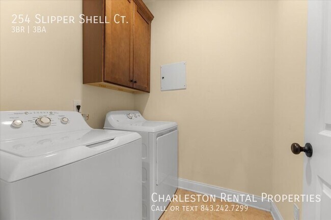 Building Photo - 254 Slipper Shell Ct