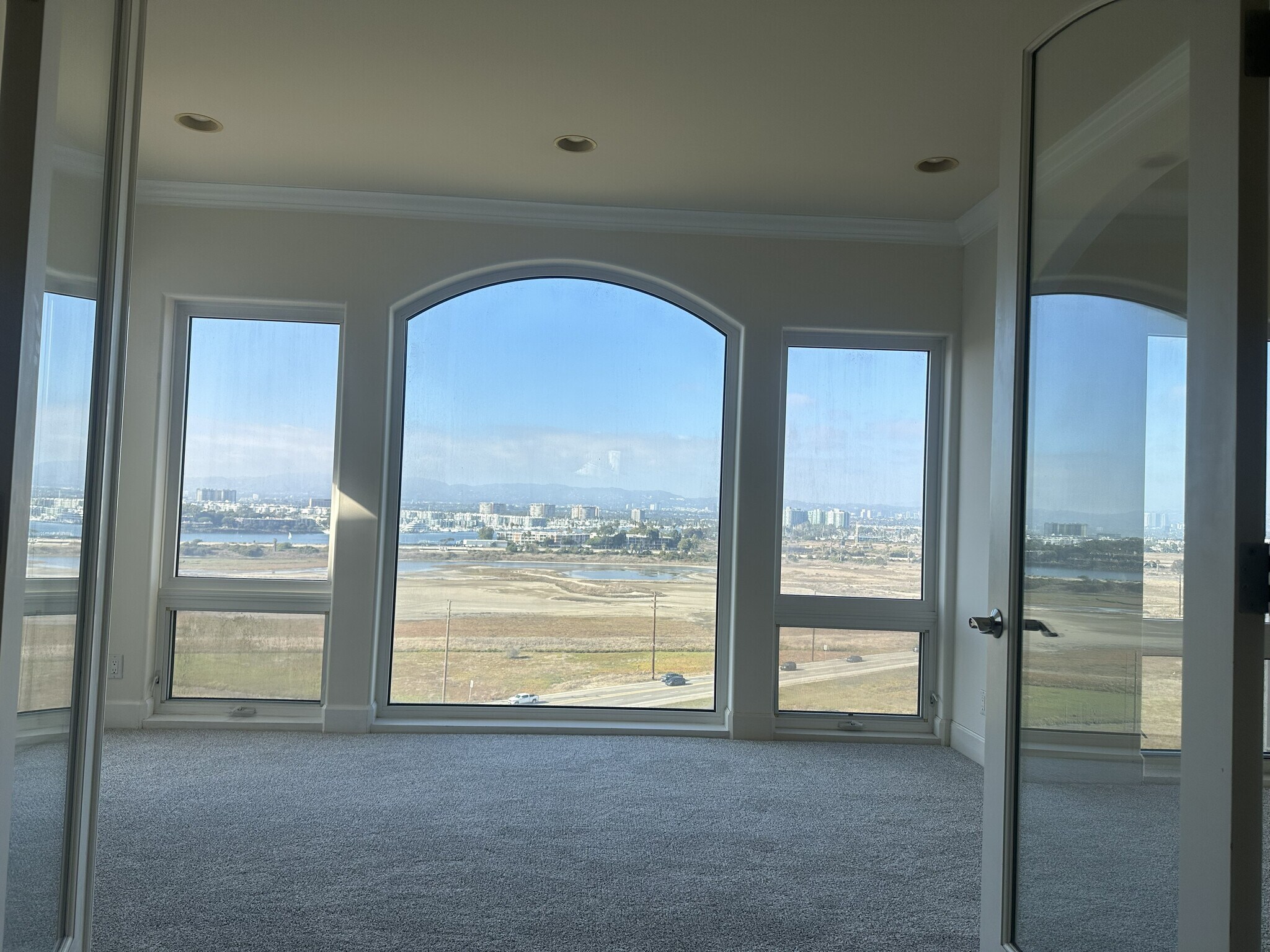 Building Photo - 8120 Billowvista Dr