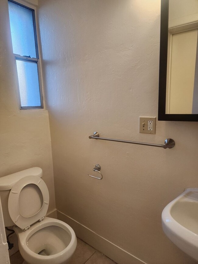 Building Photo - 27 St Louis Alley