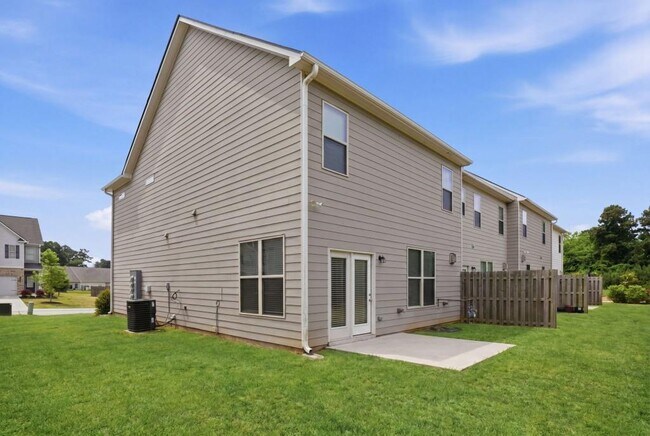Building Photo - 3617 Prospect Point Dr