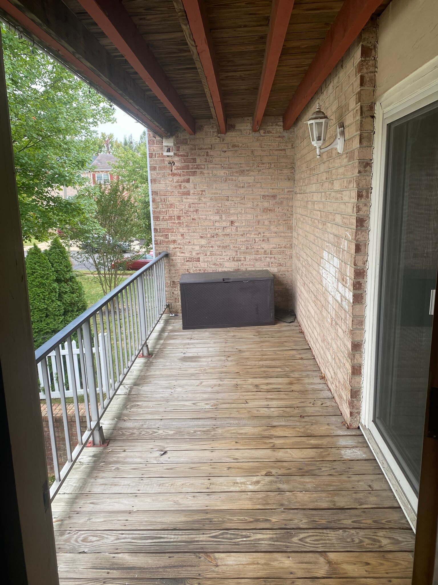 Balcony main floor access - 1424 Boxwood Dr