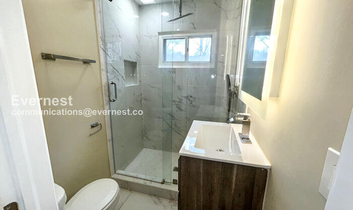 Building Photo - 2047 Nettie Ct