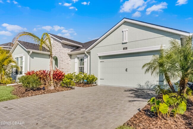 Building Photo - 636 Mosaic Blvd