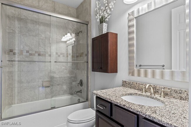 Building Photo - 16133 Camden Lakes Cir