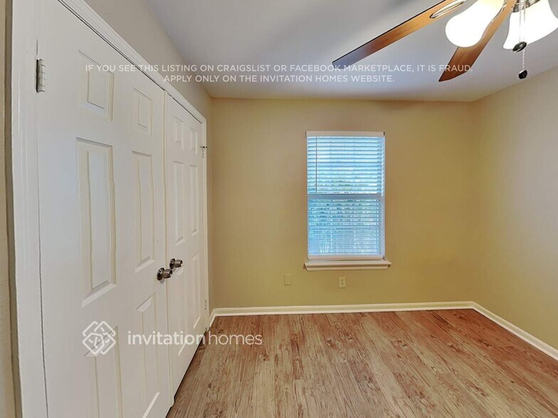 Building Photo - 2860 Ironwood Dr