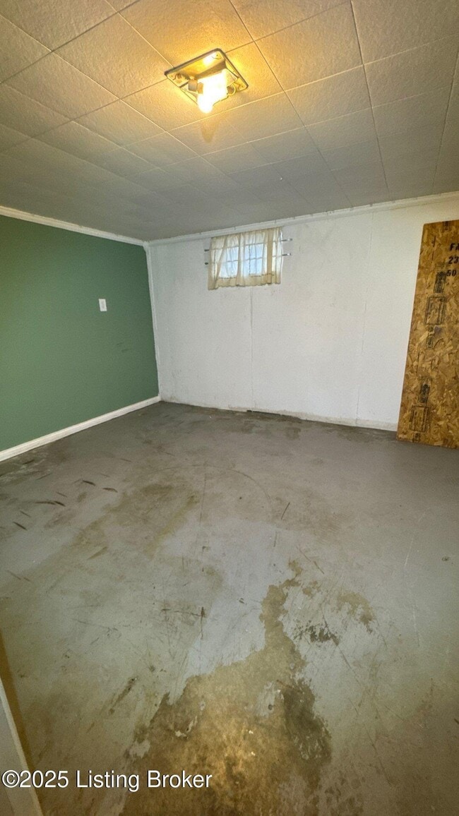 Building Photo - 5908 Ashby Ln