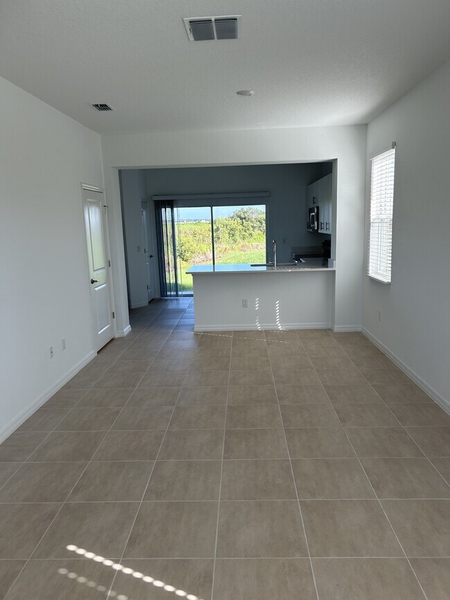 Building Photo - 6266 Whetstone Ct