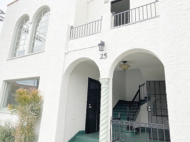 Building Photo - 25 Falcon Ave