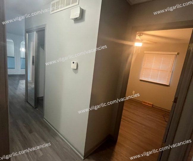 Building Photo - This is your forever home! 5 spacious bedr...