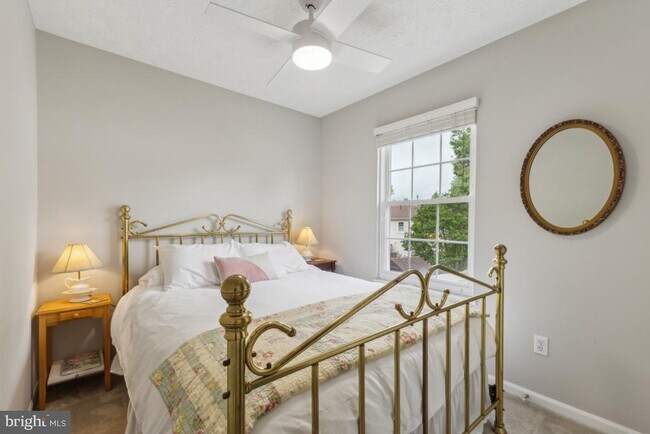 Building Photo - 5433 Braddock Ridge Dr