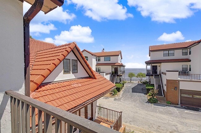 Building Photo - 42 Baybridge Dr