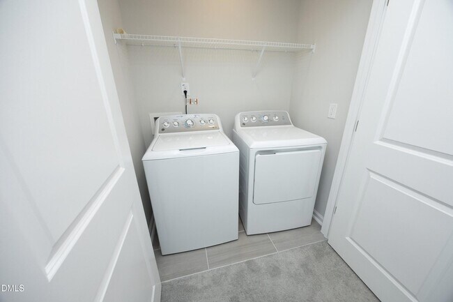 Building Photo - 1766 Night Sky Trl