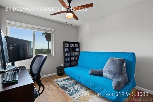 Building Photo - 5365 Aztec Dr