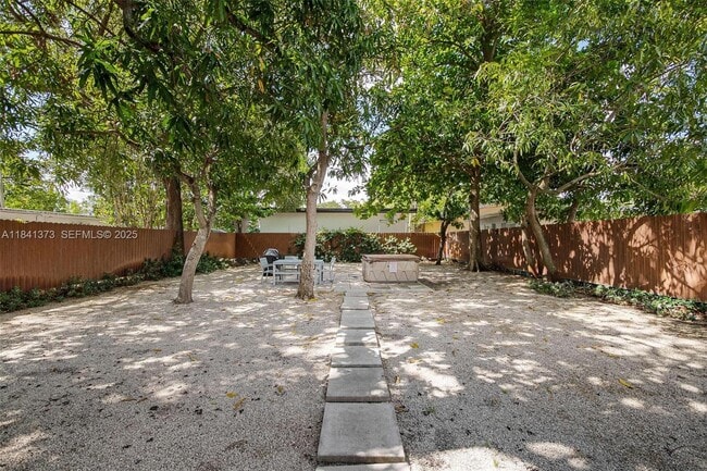 Building Photo - 154 NW 45th St