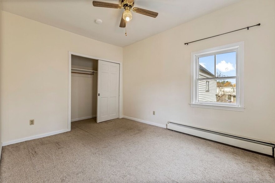 Building Photo - 83 Richardson St