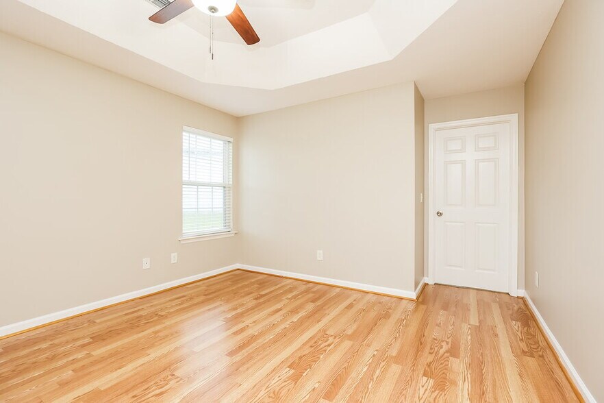 Building Photo - 820 Thomas Bay Ct