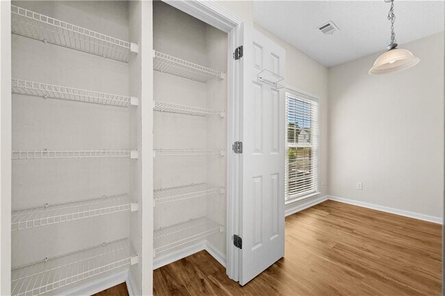 Building Photo - 9005 Ruel Ln