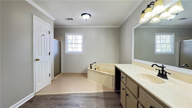 Building Photo - 177 Plantation Trce