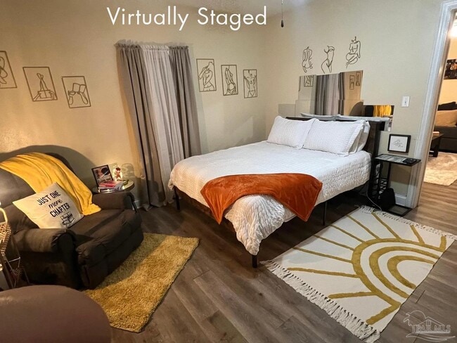 Building Photo - 900 N Pace Blvd