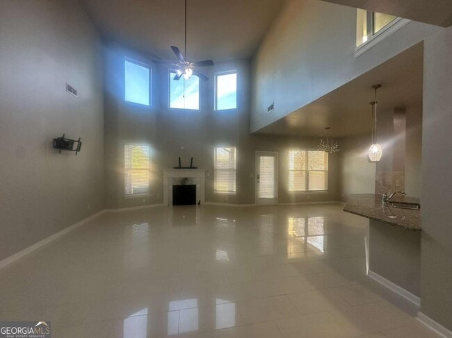 Building Photo - 3368 Alhambra Cir