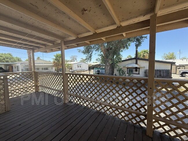 Building Photo - 2111 Santa Cruz Ave