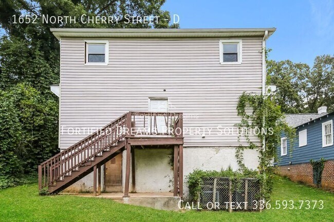 Building Photo - 1652 N Cherry St