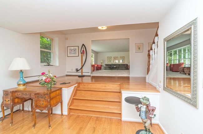 Building Photo - 34150 Hunters Row